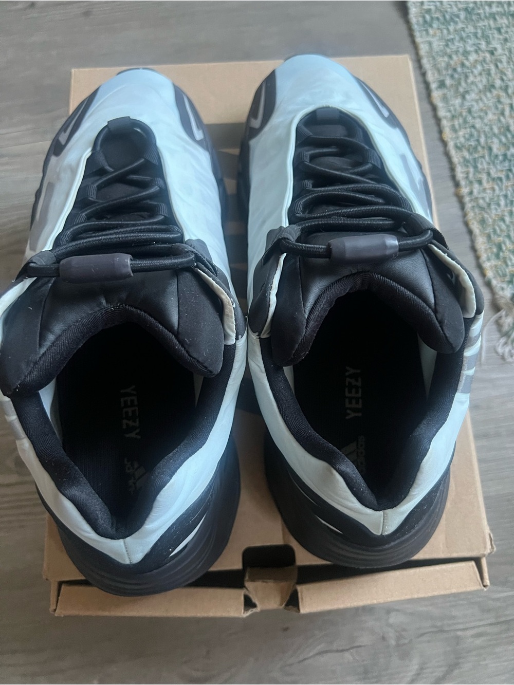 adidas Yeezy Boost 700 MNVN Men’s Blue Tint 
GZ0711 - Picture 6 of 9